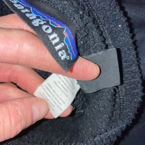 Patagonia black sweater L